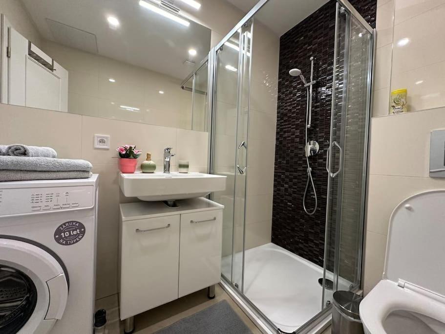 Romantic Apartment In The Center Of Прага Екстер'єр фото